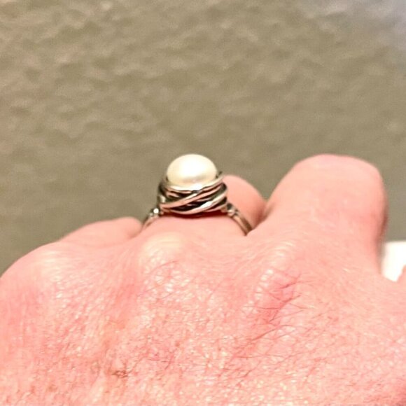 Women's 925 Sterling Silver Nickel and Lead-Free Fresh Water Pearl Ring - Picture 5 of 15
